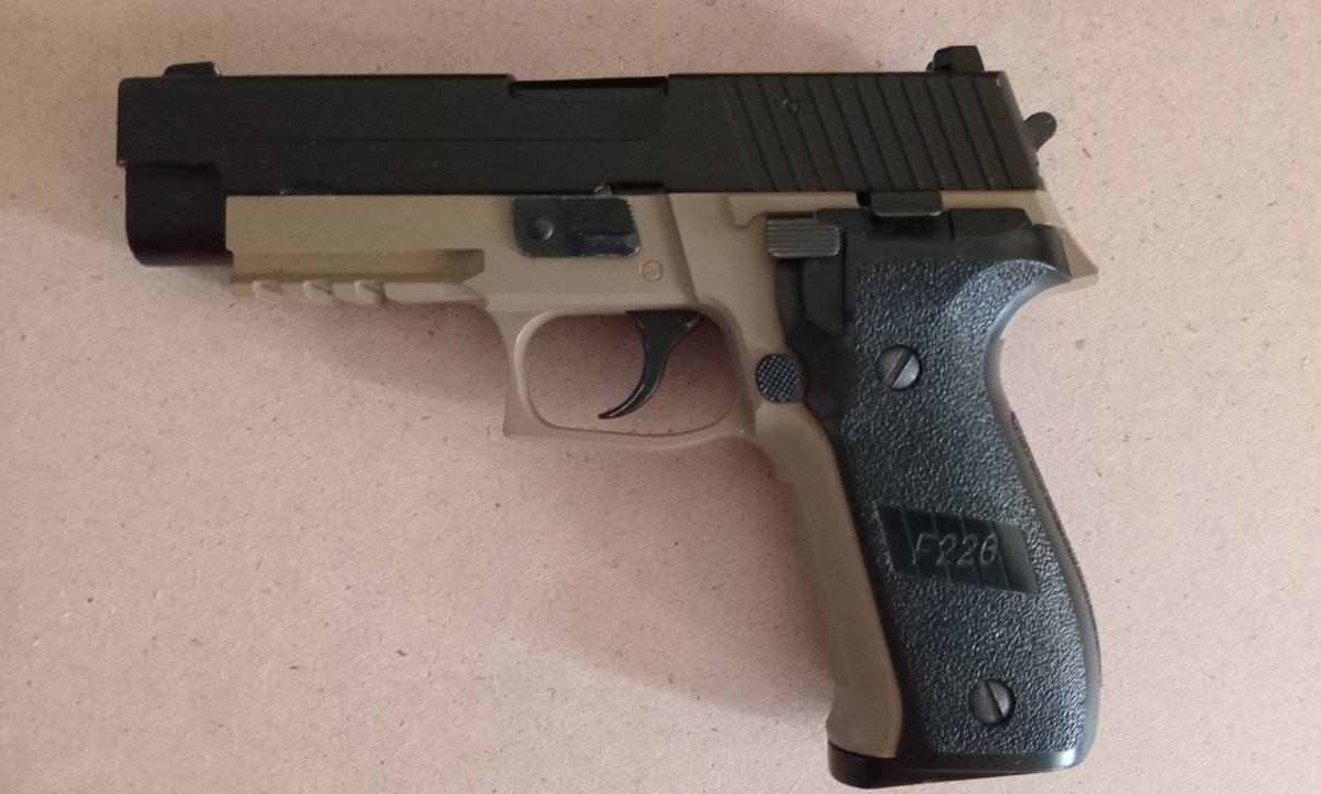 Купить SIG-Sauer P226R (MK25) WE для страйкбола