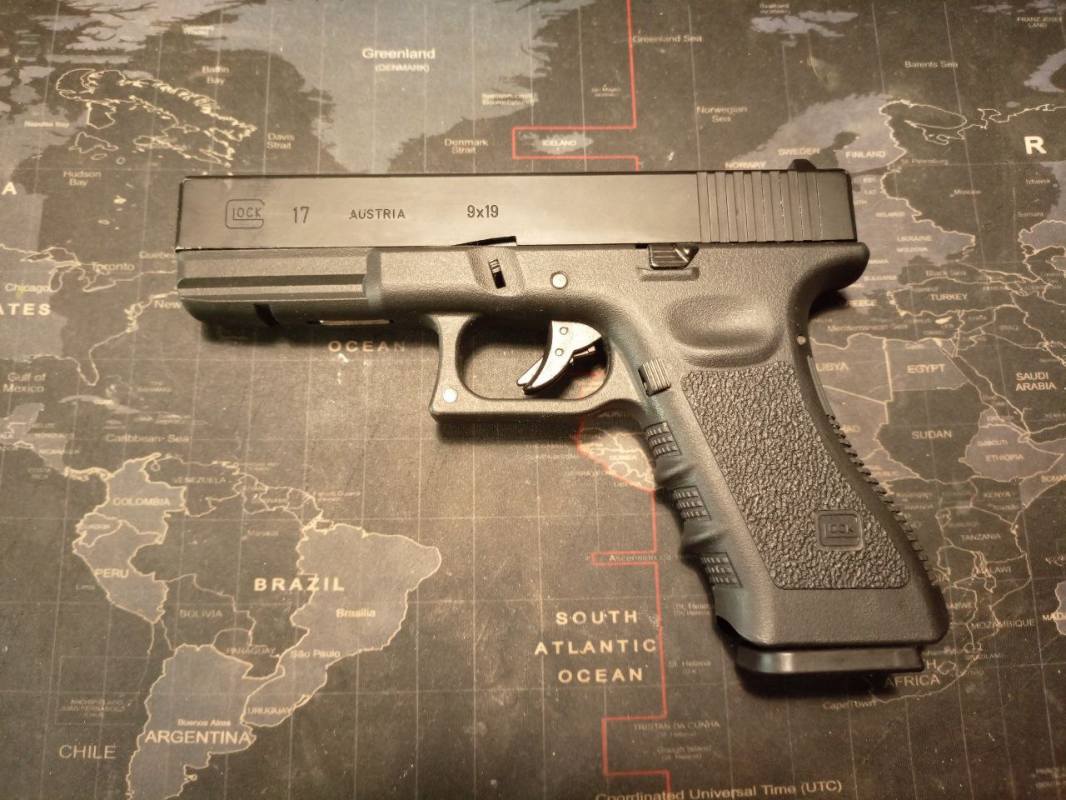 Купить Glock 17 Gen 3 (EC-1101-BK) East Crane  для страйкбола